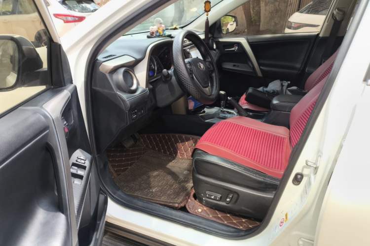 Used Toyota RAV4 2013 2.0L CVT Four-Wheel Drive New Edition Driver Seat