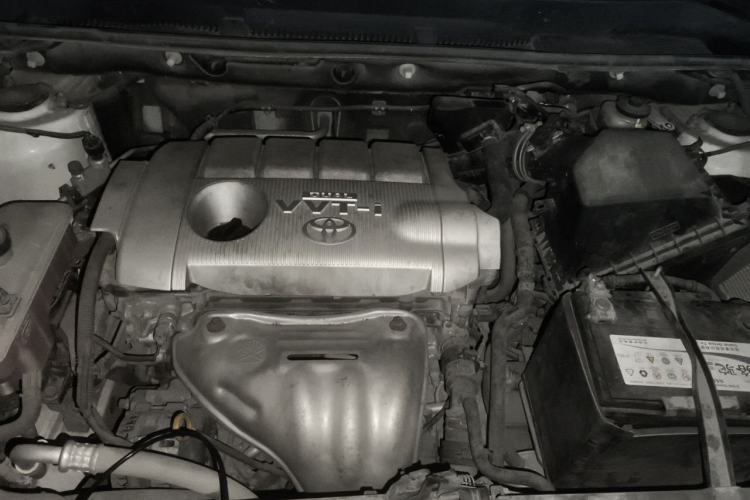 Used Toyota RAV4 2013 2.5L Automatic 4x4 Elite Edition Engine Bay
