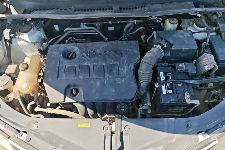Used Toyota RAV4 2013 2.0L CVT Two-Wheel Drive Urban Edition Engine Bay