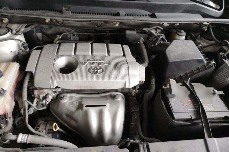 Used Toyota RAV4 2013 2.5L Automatic 4x4 Elite Edition Engine Bay