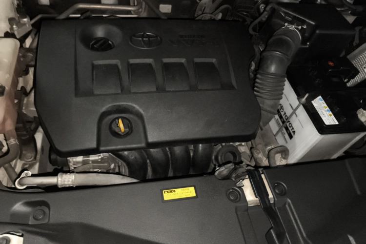 Used Toyota RAV4 2013 2.0L CVT Two-Wheel Drive Urban Edition Engine Bay