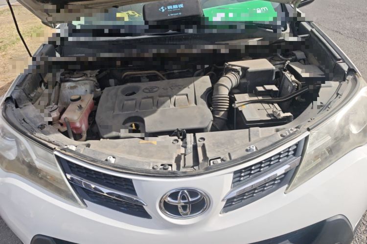 Used Toyota RAV4 2013 2.0L CVT Two-Wheel Drive Urban Edition Engine Bay