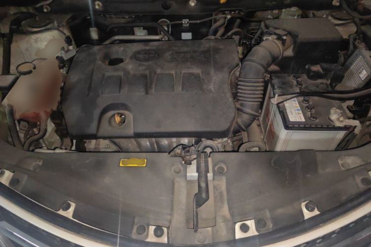 Used Toyota RAV4 2013 2.0L CVT Two-Wheel Drive Urban Edition Engine Bay