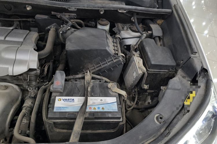 Used Toyota RAV4 2013 2.5L Automatic 4x4 Elite Edition Engine Bay Left