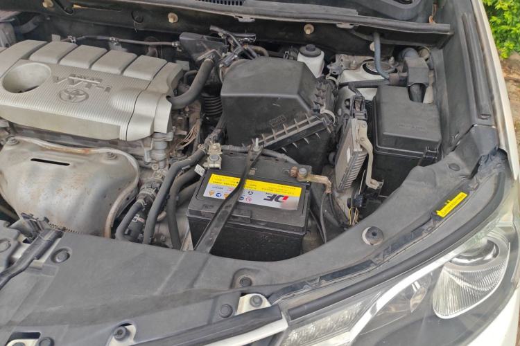 Used Toyota RAV4 2013 2.5L Automatic 4x4 Elite Edition Engine Bay Left
