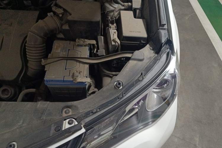 Used Toyota RAV4 2013 2.0L CVT Four-Wheel Drive New Edition Engine Bay Left