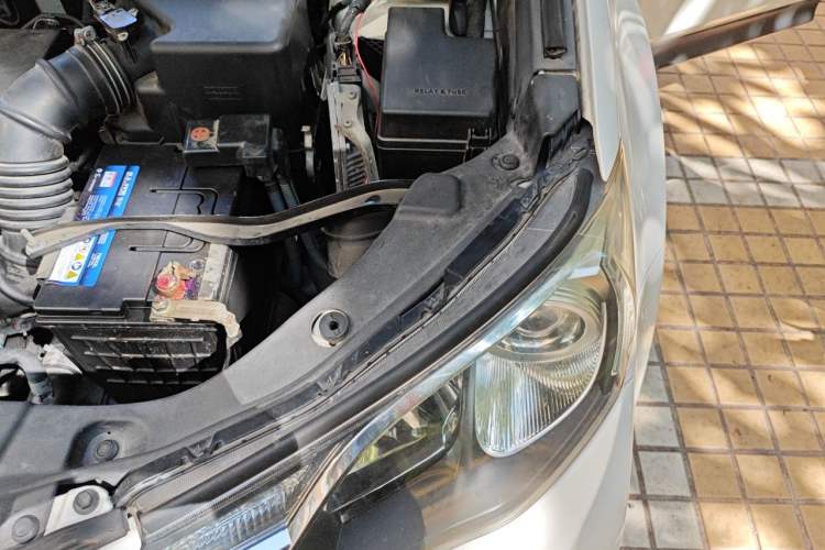 Used Toyota RAV4 2013 2.0L CVT Four-Wheel Drive New Edition Engine Bay Left