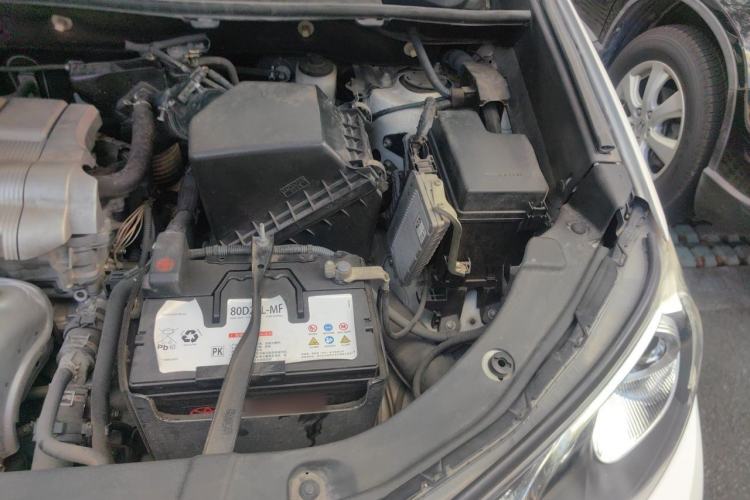 Used Toyota RAV4 2013 2.5L Automatic 4x4 Elite Edition Engine Bay Left