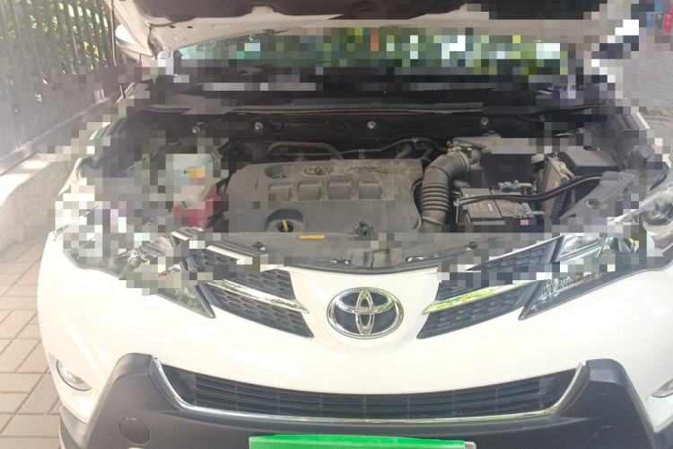 Used Toyota RAV4 2013 2.0L Manual Two-Wheel Drive Urban Edition Engine Bay