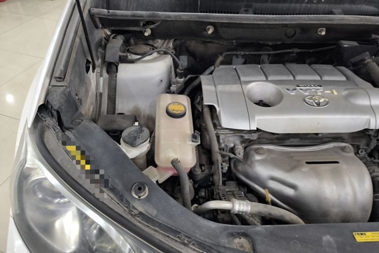 Used Toyota RAV4 2013 2.5L Automatic 4x4 Elite Edition Engine Bay Right
