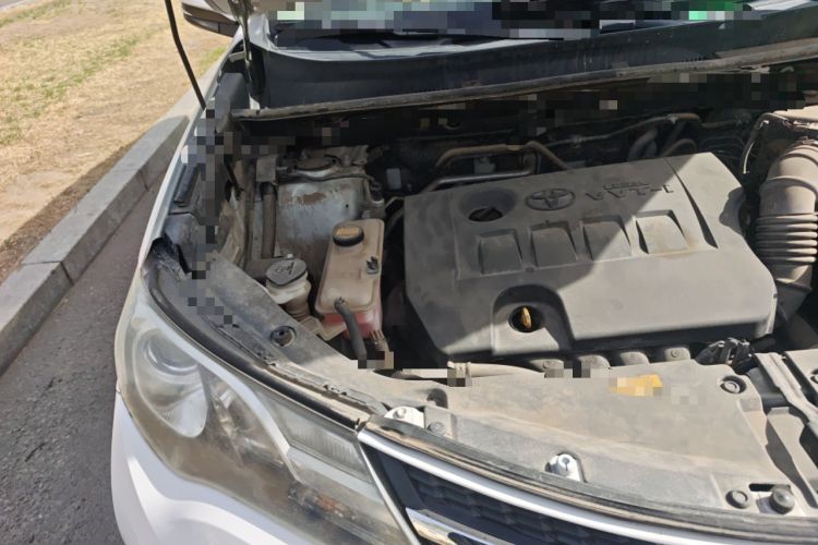 Used Toyota RAV4 2013 2.0L CVT Two-Wheel Drive Urban Edition Engine Bay Right