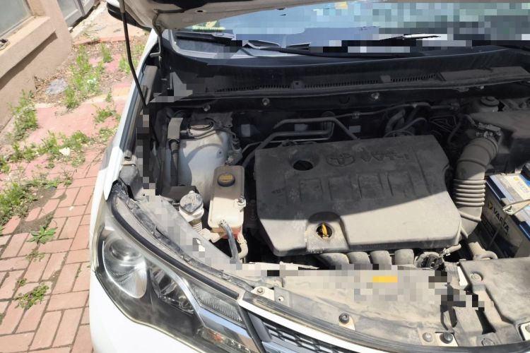 Used Toyota RAV4 2013 2.0L CVT Four-Wheel Drive New Edition Engine Bay Right