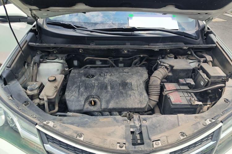 Used Toyota RAV4 2013 2.0L CVT Two-Wheel Drive Urban Edition Engine Bay