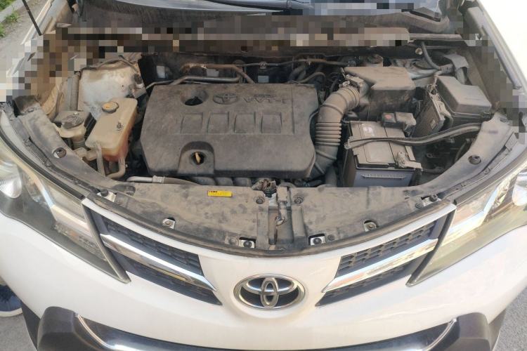 Used Toyota RAV4 2013 2.0L CVT Two-Wheel Drive Urban Edition Engine Bay