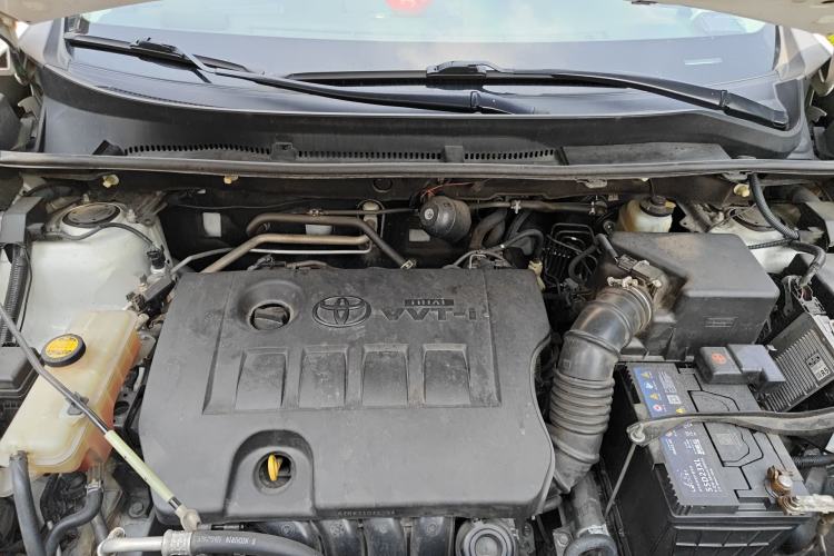 Used Toyota RAV4 2013 2.0L CVT Two-Wheel Drive Urban Edition Engine Bay