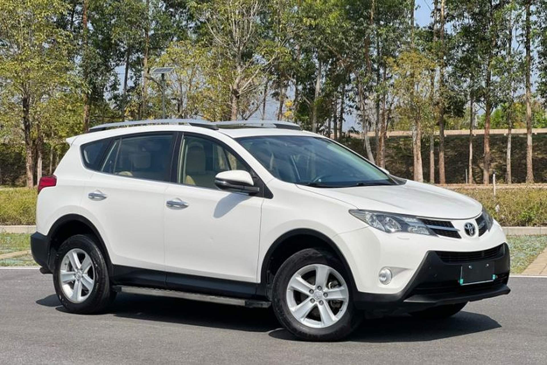 Used Toyota RAV4 2013 2.5L Automatic 4x4 Elite Edition Exterior 1