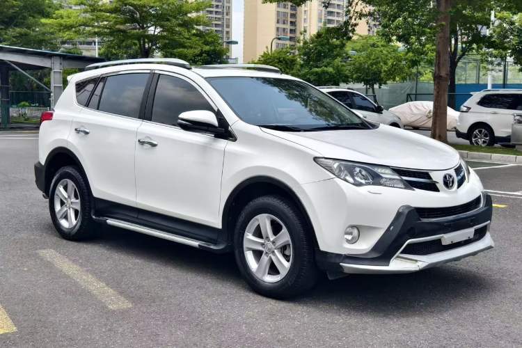 Used Toyota RAV4 2013 2.5L Automatic 4x4 Elite Edition Exterior 3