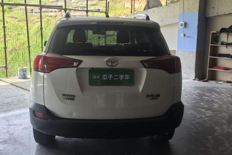 Used Toyota RAV4 2013 2.0L CVT Four-Wheel Drive New Edition Exterior 3