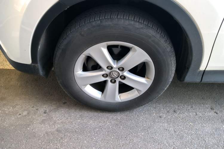 Used Toyota RAV4 2013 2.5L Automatic 4x4 Elite Edition Exterior 4