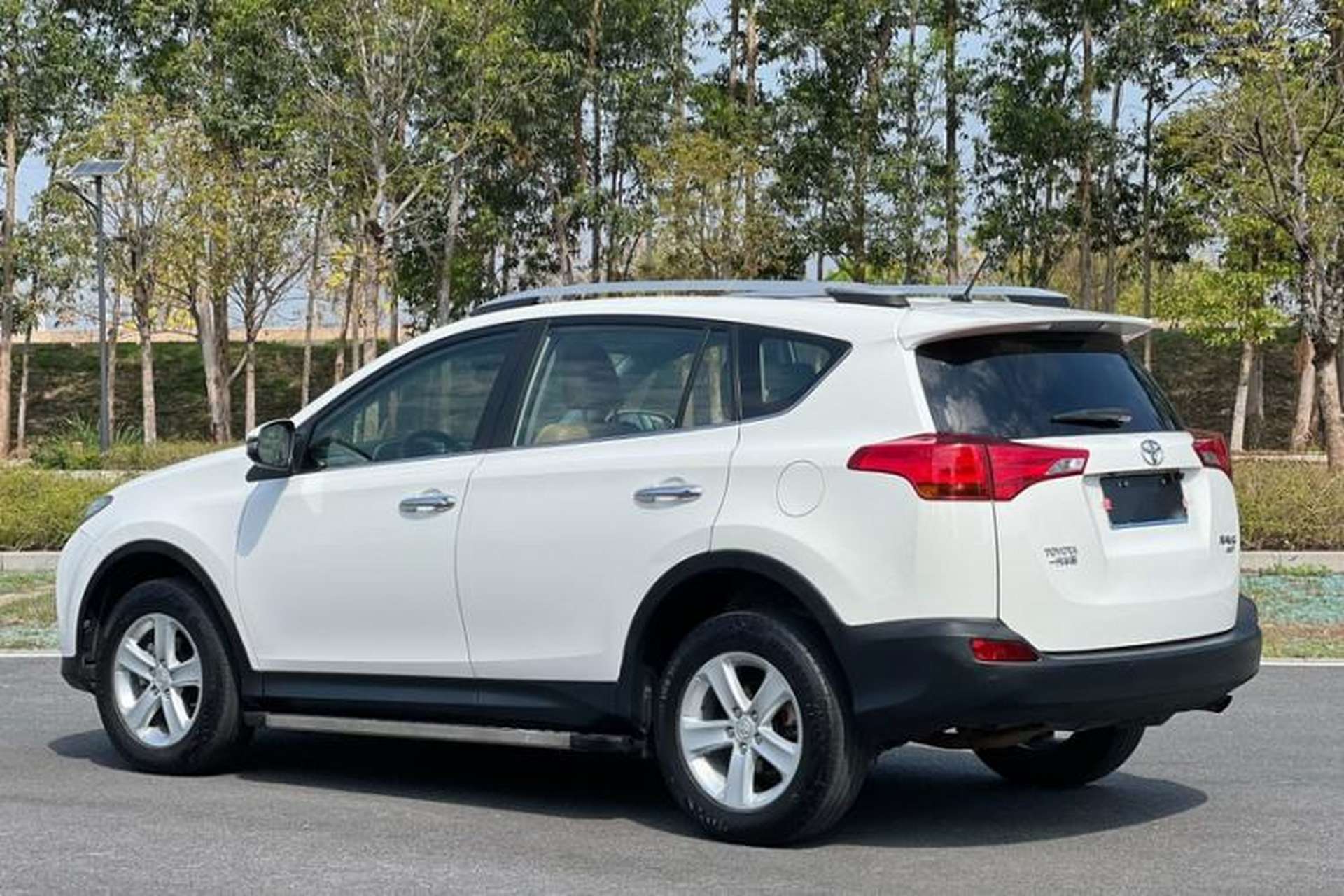 Used Toyota RAV4 2013 2.5L Automatic 4x4 Elite Edition Exterior 5