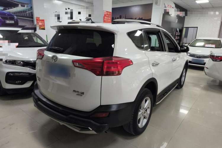 Used Toyota RAV4 2013 2.5L Automatic 4x4 Elite Edition Exterior 5
