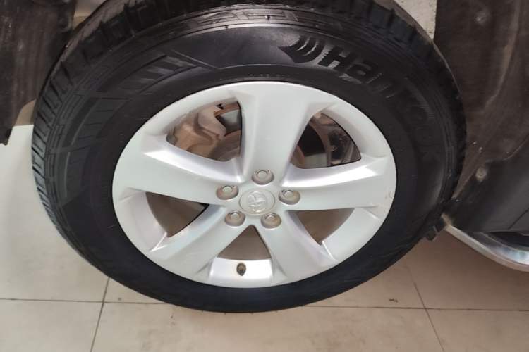Used Toyota RAV4 2013 2.0L CVT Four-Wheel Drive Fashion Edition Exterior 5