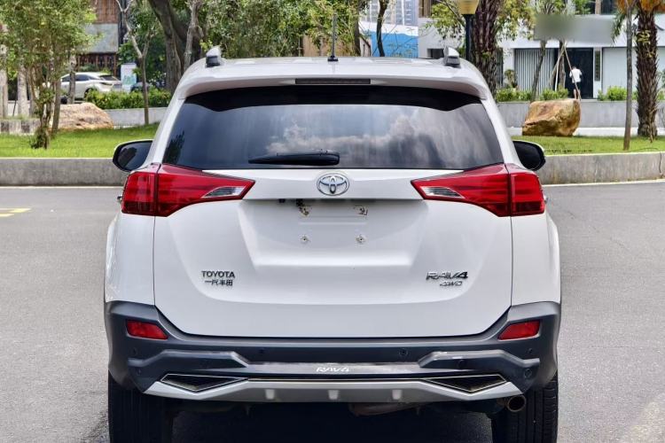 Used Toyota RAV4 2013 2.5L Automatic 4x4 Elite Edition Exterior 6