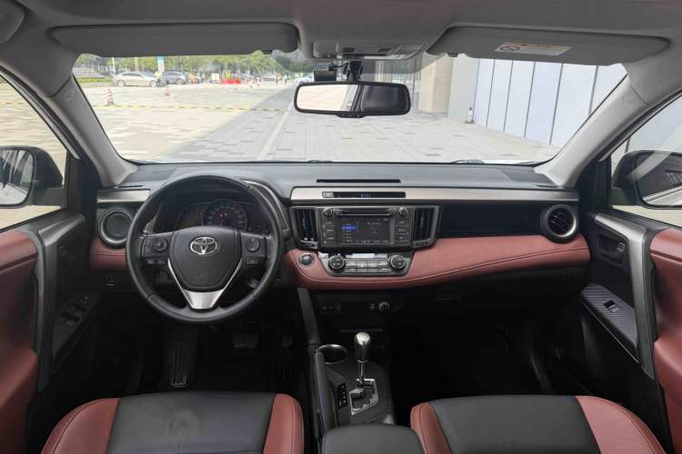 Used Toyota RAV4 2013 2.5L Automatic 4x4 Elite Edition Exterior 6