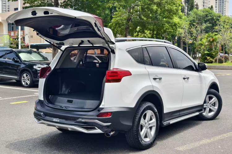 Used Toyota RAV4 2013 2.5L Automatic 4x4 Elite Edition Exterior 7