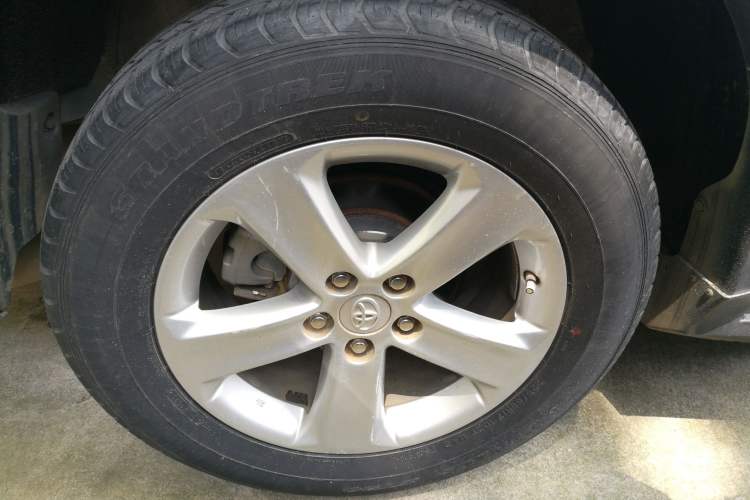 Used Toyota RAV4 2013 2.5L Automatic 4x4 Elite Edition Exterior 8