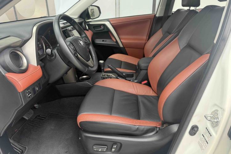 Used Toyota RAV4 2013 2.5L Automatic 4x4 Elite Edition Exterior 8