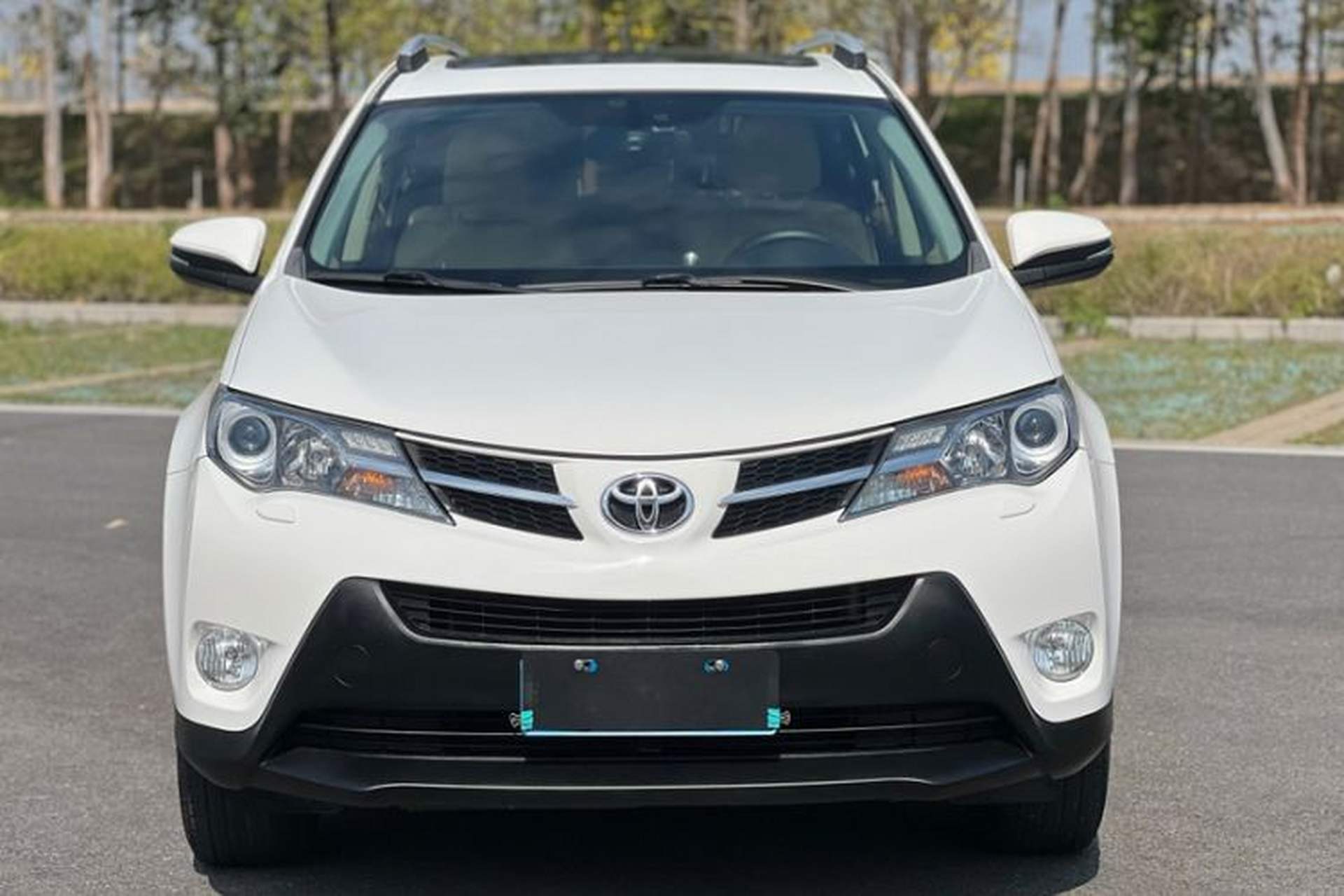 Used Toyota RAV4 2013 2.5L Automatic 4x4 Elite Edition Exterior 9