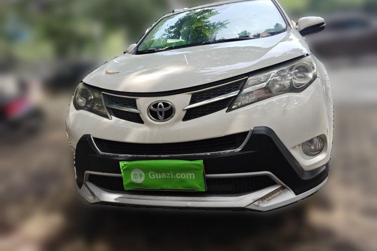 Used Toyota RAV4 2013 2.0L CVT Two-Wheel Drive Urban Edition Front