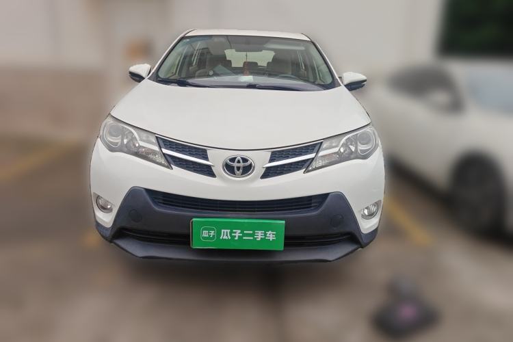 Used Toyota RAV4 2013 2.0L CVT Two-Wheel Drive Urban Edition Front