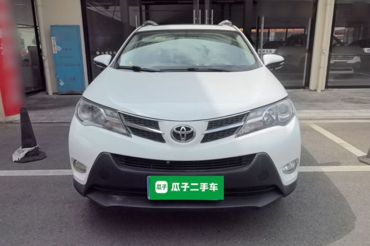 Used Toyota RAV4 2013 2.0L CVT Four-Wheel Drive Fashion Edition Front