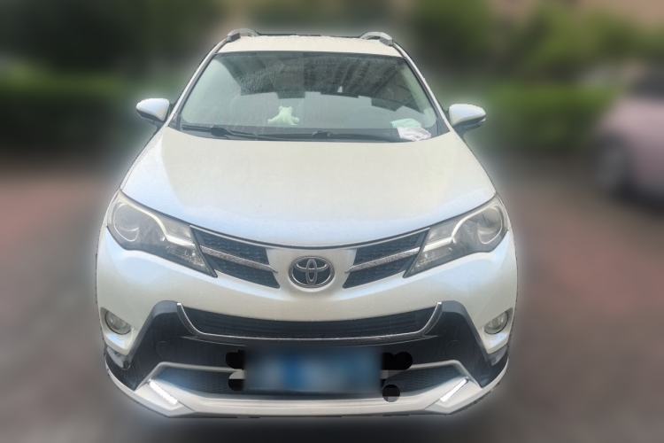 Used Toyota RAV4 2013 2.0L CVT Two-Wheel Drive Urban Edition Front