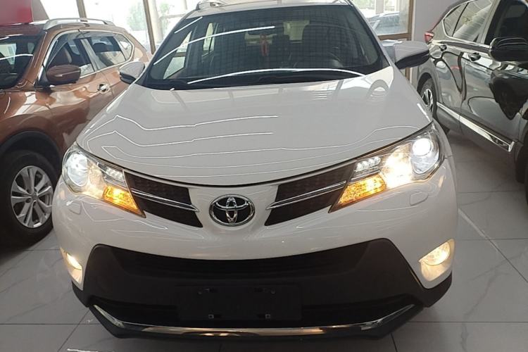 Used Toyota RAV4 2013 2.5L Automatic 4x4 Luxury Edition Front