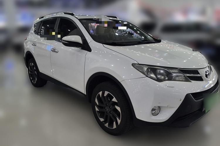Used Toyota RAV4 2013 2.5L Automatic 4x4 Elite Edition Front Right 45 Deg