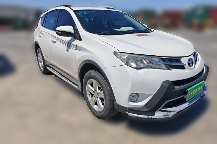 Used Toyota RAV4 2013 2.0L CVT Two-Wheel Drive Urban Edition Front Right 45 Deg