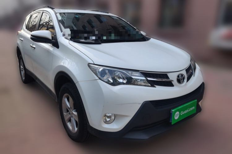 Used Toyota RAV4 2013 2.0L CVT Four-Wheel Drive New Edition Front Right 45 Deg