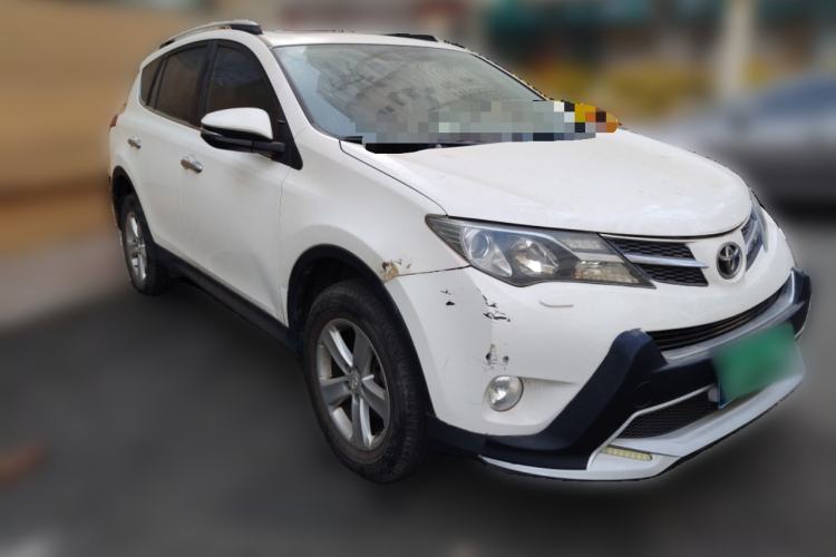 Used Toyota RAV4 2013 2.5L Automatic 4x4 Elite Edition Front Right 45 Deg