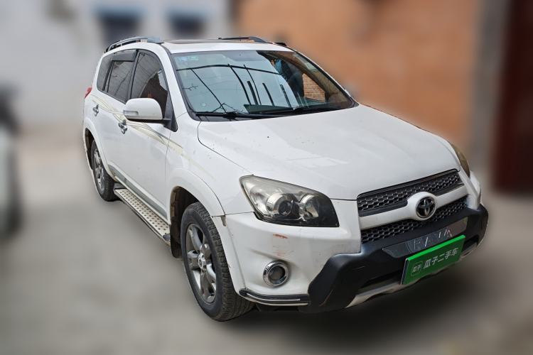 Used Toyota RAV4 2013 Special Edition 2.0L Automatic Classic Front Right 45 Deg
