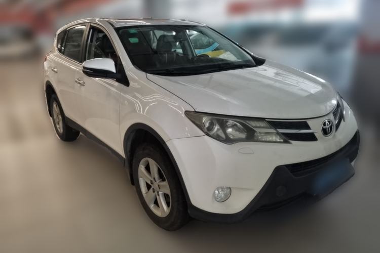 Used Toyota RAV4 2013 2.5L Automatic 4x4 Elite Edition Front Right 45 Deg
