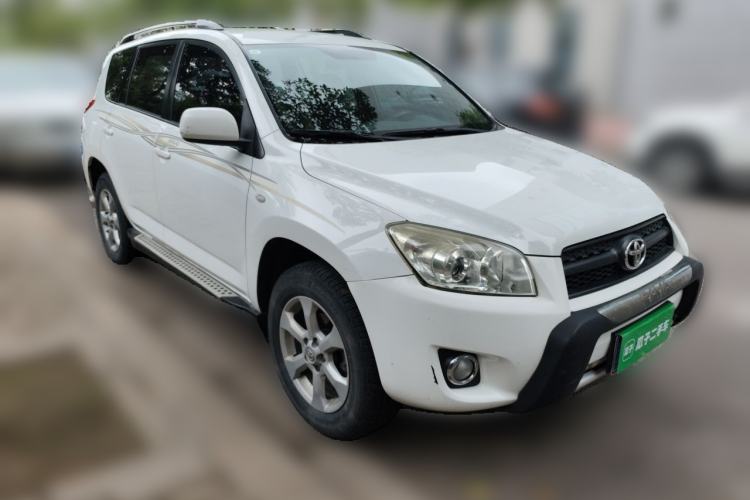 Used Toyota RAV4 2013 Special Edition 2.0L Manual Classic Front Right 45 Deg