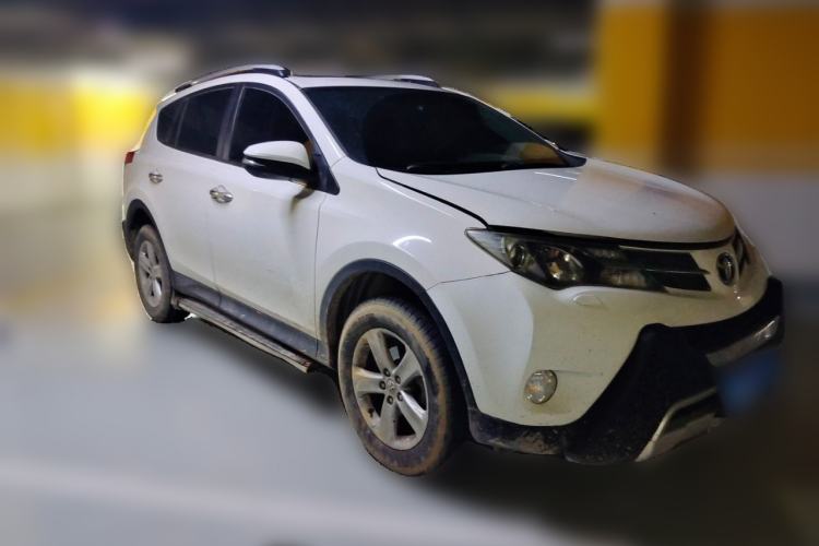 Used Toyota RAV4 2013 2.5L Automatic 4x4 Elite Edition Front Right 45 Deg