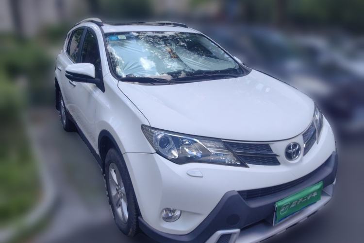 Used Toyota RAV4 2013 2.5L Automatic 4x4 Elite Edition Front Right 45 Deg