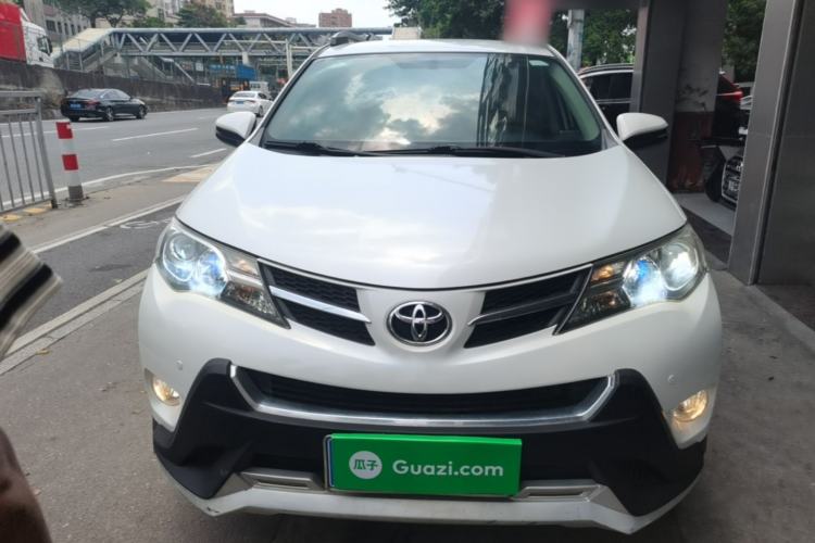 Used Toyota RAV4 2013 2.0L CVT Two-Wheel Drive Urban Edition Front