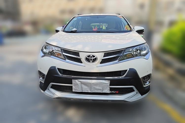 Used Toyota RAV4 2013 2.0L CVT Two-Wheel Drive Urban Edition Front