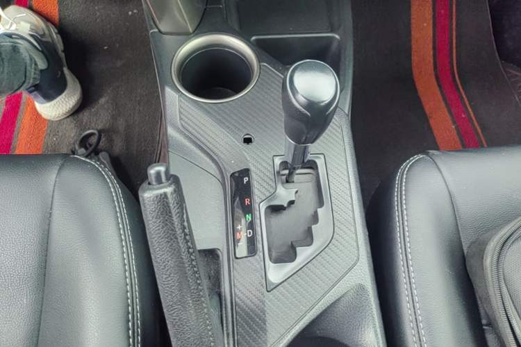 Used Toyota RAV4 2013 2.0L CVT Four-Wheel Drive Fashion Edition Gear Lever
