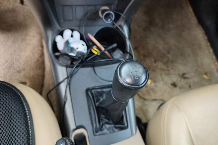 Used Toyota RAV4 2013 Special Edition 2.0L Manual Classic Gear Lever